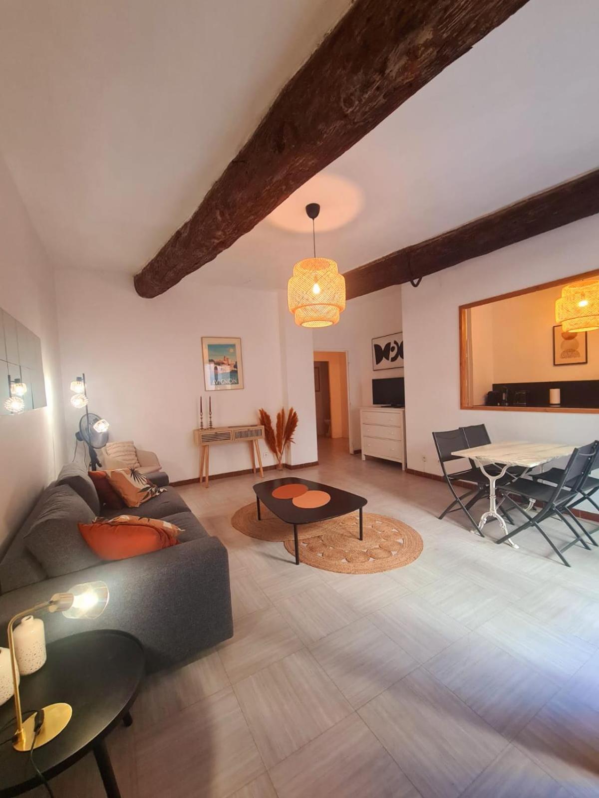 Appartement Intra Muros Avec Cour Privee Avignon Luaran gambar