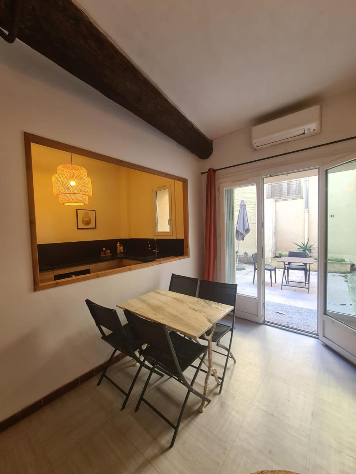 Appartement Intra Muros Avec Cour Privee Avignon Luaran gambar